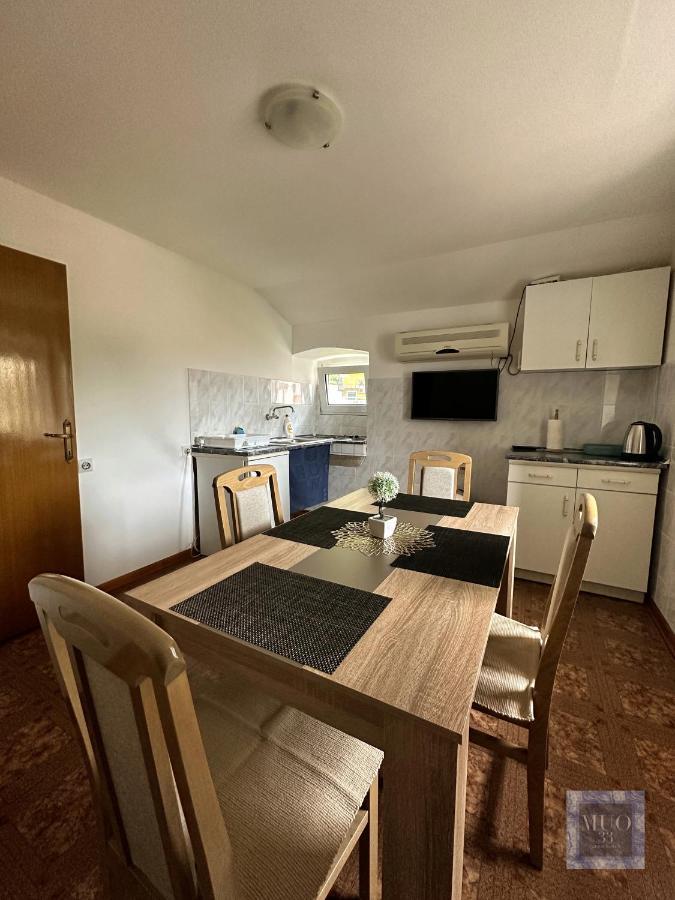 Muo 33 Apartments Kotor Eksteriør billede